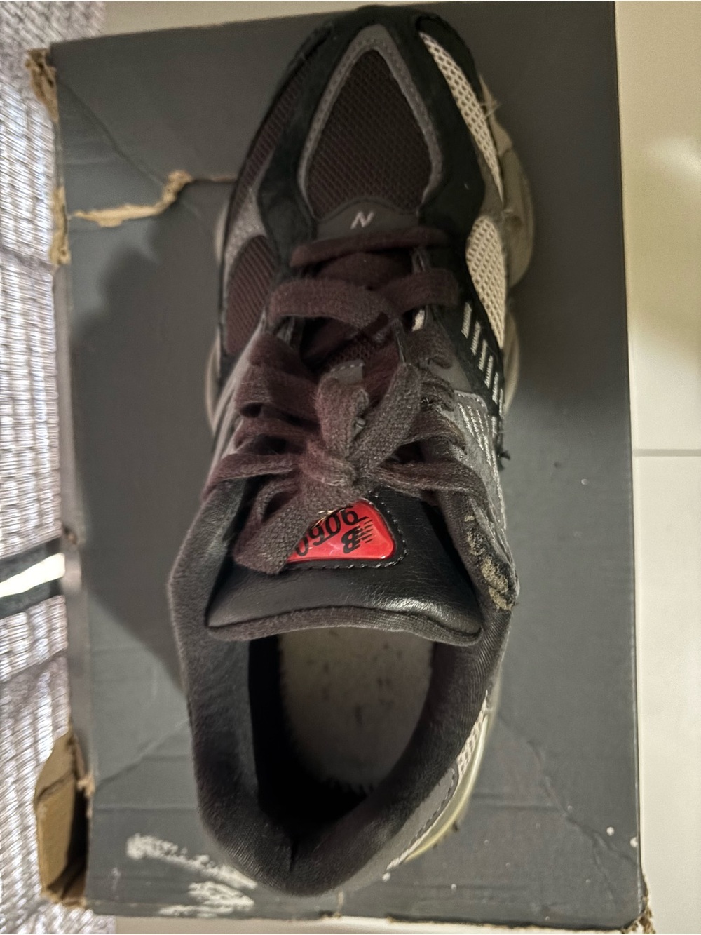 New Balance 9060 Black Gray Sneakers – Heavily Worn – Size (6) - Picture 4 of 10